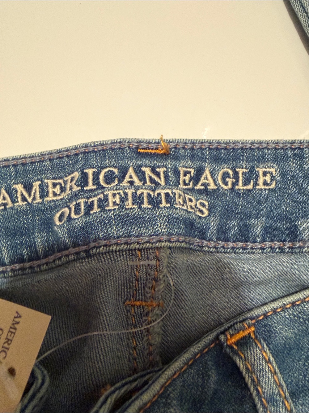 NWT  A& E Women’s  Light Blue Stretch Slim Jeans - Picture 5 of 8